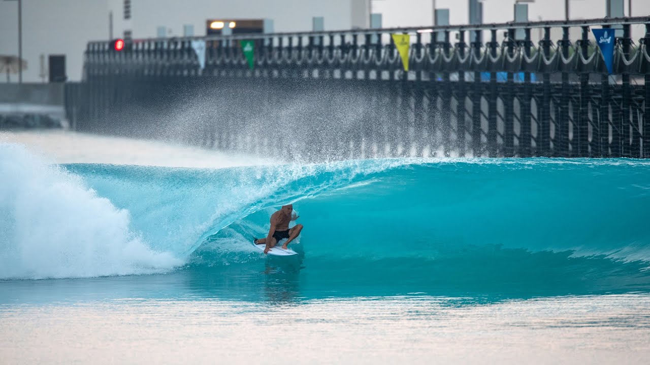 Surf en abu dhabi: descubre las mejores playas y consejos para principiantes 1 surf in abu dhabi